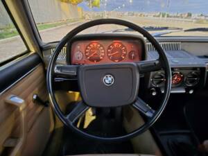 Afbeelding 10/50 van BMW 525 (1975)