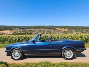 Afbeelding 3/26 van BMW 325i (1989)