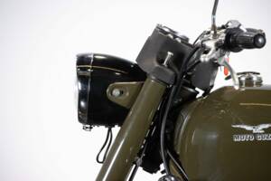 Bild 22/50 von Moto Guzzi Nuovo Falcone Militare (1973)