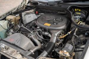 Afbeelding 8/63 van Mercedes-Benz 230 CE (1988)