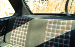 Image 37/54 of Volkswagen Golf Mk I GTI 1.6 (1980)