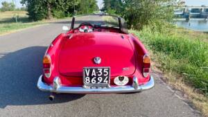 Image 5/8 of Alfa Romeo Giulia 1600 Spider (1962)