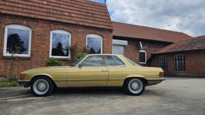Immagine 5/10 di Mercedes-Benz 350 SLC (1972)