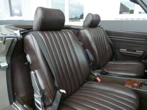 Afbeelding 14/23 van Mercedes-Benz 500 SL (1985)