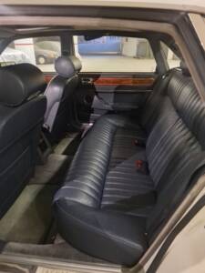 Image 3/7 of Jaguar XJ 40 4.0 (1990)