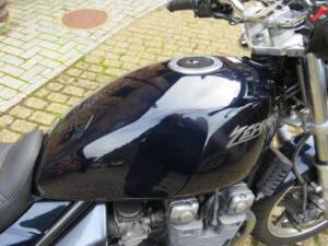 Image 13/39 of Kawasaki ZR 550 Zephyr (1991)