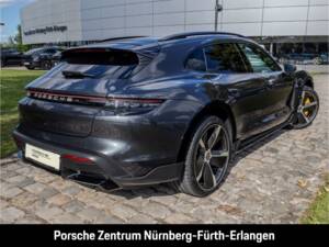 Obraz 5/49 pojazdu Porsche Taycan Turbo S Cross Turismo (2021)