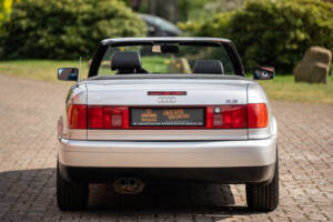 Bild 24/46 von Audi Cabriolet 2.6 (2000)