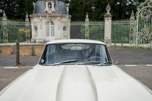 Image 24/50 de Jaguar Type E 3.8 (1963)