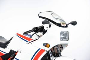 Image 28/50 of Yamaha RD 350 LC (1990)