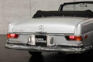 Image 14/48 of Mercedes-Benz 280 SE (1969)