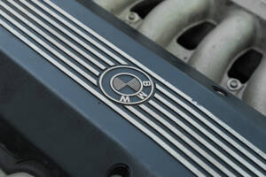 Image 28/34 of BMW 750iL (1989)