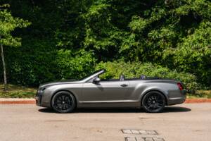 Immagine 45/50 di Bentley Continental GTC (2010)