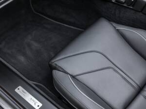 Bild 58/84 von Aston Martin V12 Vantage AMR Roadster (2018)