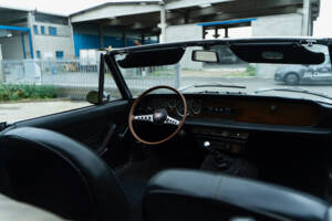 Bild 26/48 von FIAT 124 Sport Spider (1967)