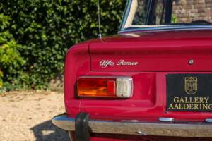 Image 46/50 of Alfa Romeo Giulia Nuova Super 1300 (1975)