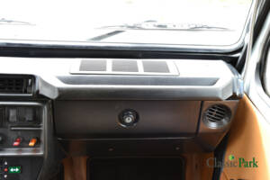 Immagine 39/50 di Mercedes-Benz 280 GE (LWB) (1982)