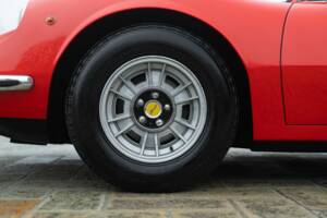 Bild 31/50 von Ferrari Dino 246 GT (1971)