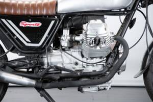 Bild 37/50 von Moto Guzzi V 35 III (1986)