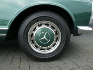 Image 25/25 de Mercedes-Benz 280 SL (1970)