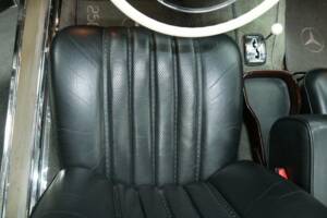 Image 12/30 of Mercedes-Benz 250 SE (1966)