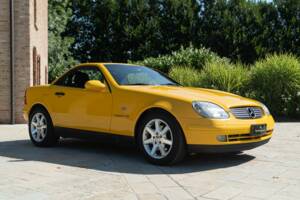 Immagine 5/50 di Mercedes-Benz SLK 200 (1997)