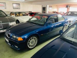 Image 1/4 de BMW M3 (1994)