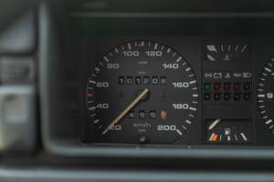 Image 35/42 de Volkswagen Golf Mk I 1.6 (1983)