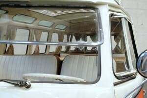 Bild 20/24 von Volkswagen T1 Brasil 1.6 (1975)
