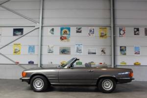 Image 3/15 de Mercedes-Benz 450 SL (1980)