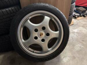 Afbeelding 19/21 van Porsche 911 Carrera 4 (1990)