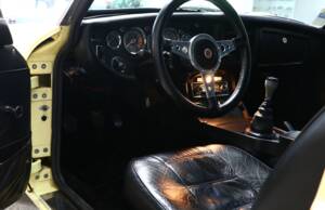 Bild 17/34 von MG MGB GT (1966)