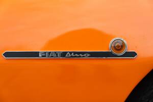 Image 30/50 of FIAT Dino 2400 Spider (1972)
