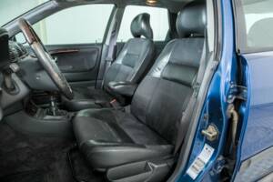 Image 15/29 of Volvo V40 2.0 16V (1999)