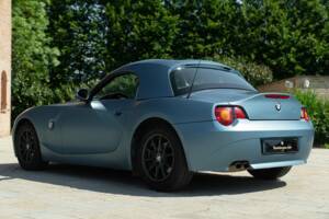 Immagine 6/49 di BMW Z4 2.2i (2004)