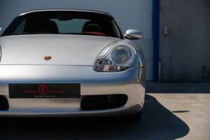 Image 7/73 of Porsche Boxster (2001)