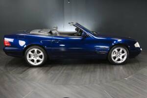 Image 12/49 of Mercedes-Benz SL 500 (2000)