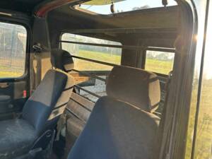 Image 29/53 of Mercedes-Benz 240 GD (SWB) (1982)