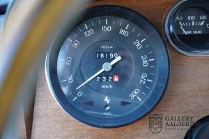 Bild 28/50 von Ferrari 330 GT 2+2 (1965)