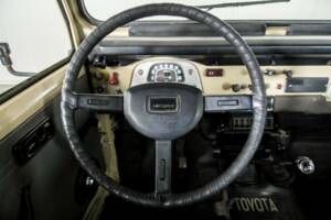 Bild 8/50 von Toyota Landcruiser BJ 45 (1982)