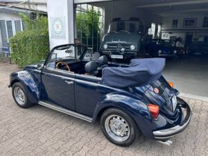 Bild 24/26 von Volkswagen Käfer 1303 LS (1978)