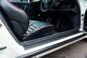Image 38/50 of Porsche 911 Turbo LE (1989)
