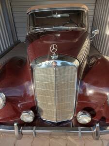 Bild 38/46 von Mercedes-Benz 220 Cabriolet A (1953)