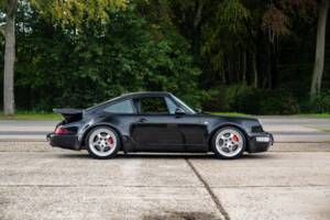 Bild 9/33 von Porsche 911 Turbo 3.6 (1993)