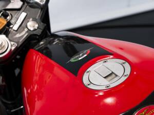 Image 8/50 of Moto Guzzi DUMMY (2005)