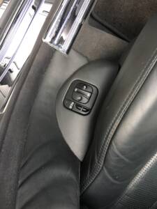 Immagine 7/38 di Mercedes-Benz S 55 AMG (2003)