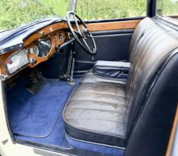 Image 47/50 of Rolls-Royce 20&#x2F;25 Sedanca de Ville (1934)