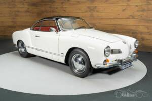 Image 4/29 of Volkswagen Karmann Ghia 1500 (1969)