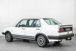 Immagine 6/46 di Volkswagen Jetta II 1.8 (1985)