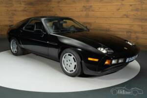 Image 3/34 of Porsche 928 S (1986)